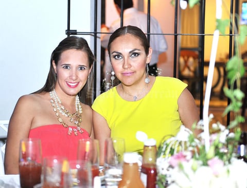 08082016 Marijose y Luz María.