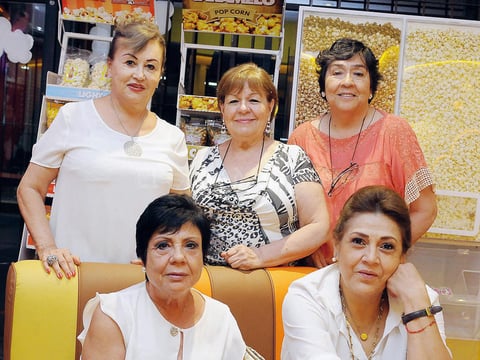 07082016 DEGUSTACIóN POR APERTURA.  Magaly, Yolanda, Marisa, Tere y Tere.