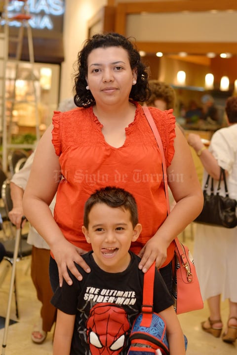 10082016 Karla y Santiago.