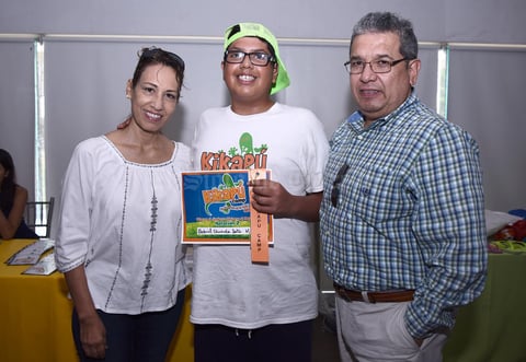 10082016 Gaby, Gabo y Enrique.