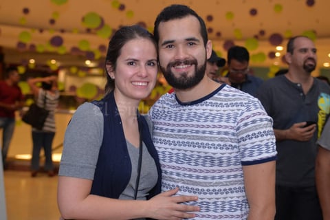 10082016 Cristy y Joel.
