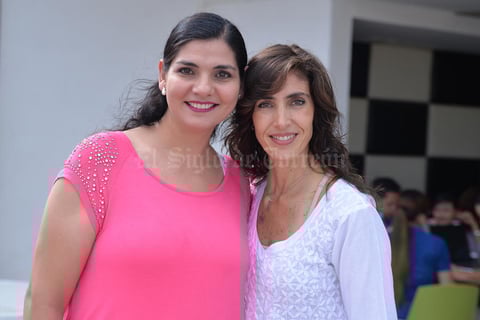 16082016 EN JORNADAS.  Marcela y Patricia.