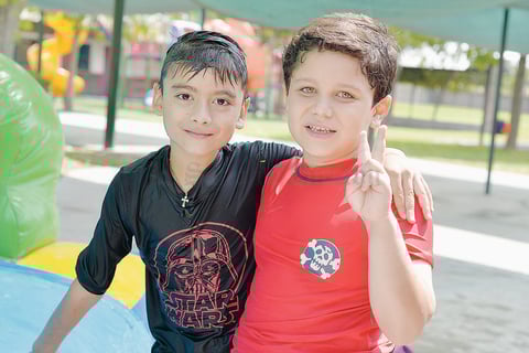 15082016 CONTENTOS.  Mauricio y Yussef.
