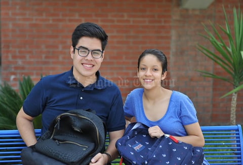 14082016 CONTENTOS.  Javier y Daniela.