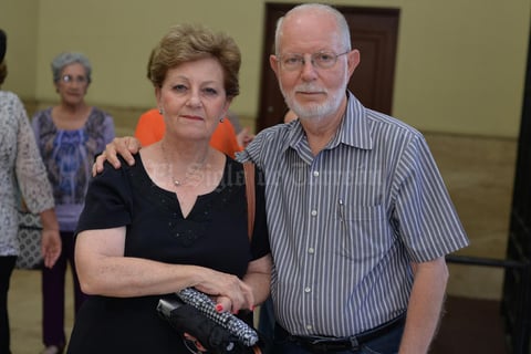 12082016 Mussy y León.
