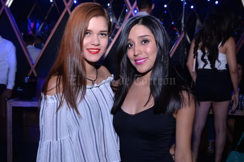 13082016 Kym y Selene.