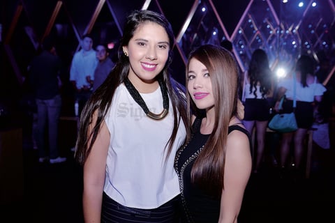 14082016 MUY GUAPAS.  Lupita y Saira.