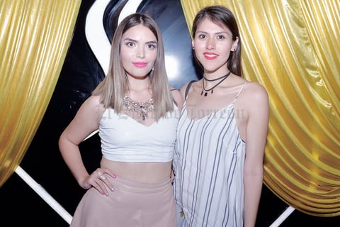 14082016 ENTRE AMIGAS.  Wendy y Gaby.