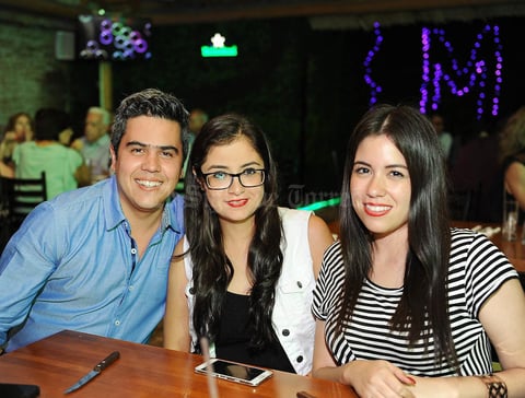 17082016 Jorge, Sarahí y Ana.