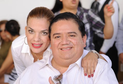 17082016 Erika y Chuy.