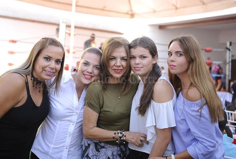 17082016 Geraldine, Erika, Pilar, Gaby y Pau.