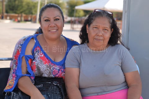 17082016 Erika y Rosario.