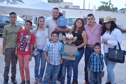 17082016 Familia Tello.