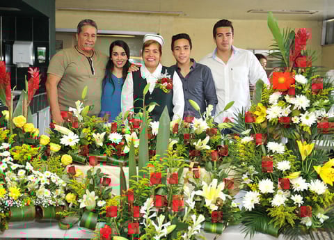 18082016 27 años de servicio