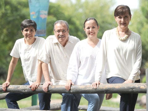 Linda, Luis Carlos, Anel y Alejandra