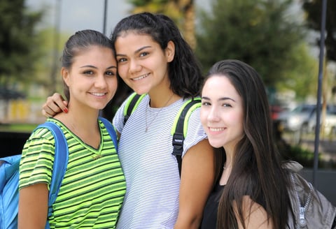 Sofía, Anahí y María