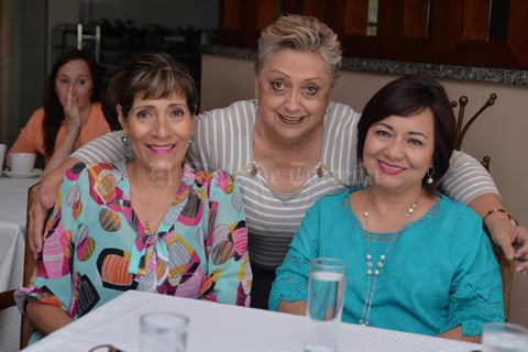 19082016 Dora Irma, Yoya y Sara.