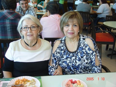 20082016 AMIGAS.  Jilma y Aurora.