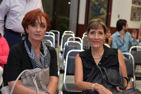 20082016 EN EVENTO CULTURAL.  Ivonne y Dora.