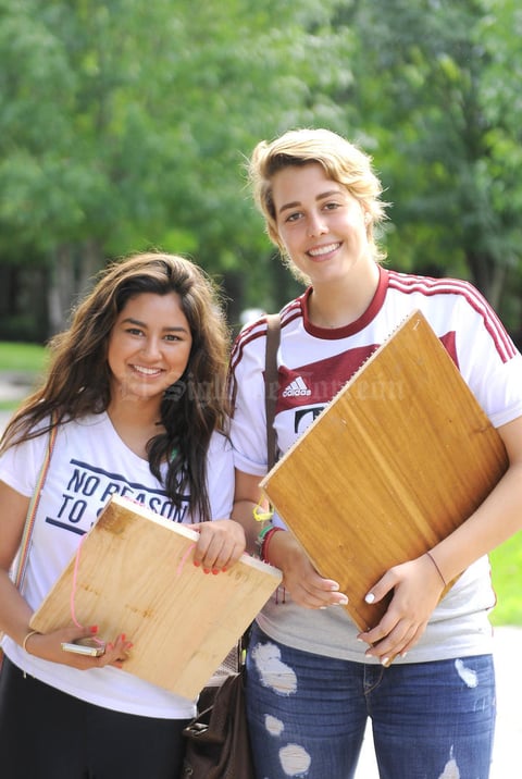 22082016 Brenda y María Ángel.