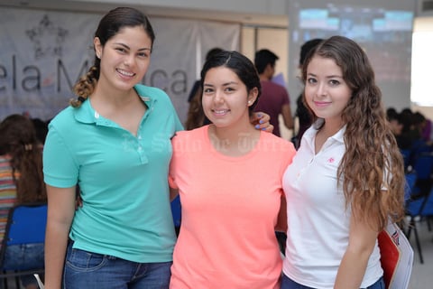 23082016 Ileana, Valeria y Karla.