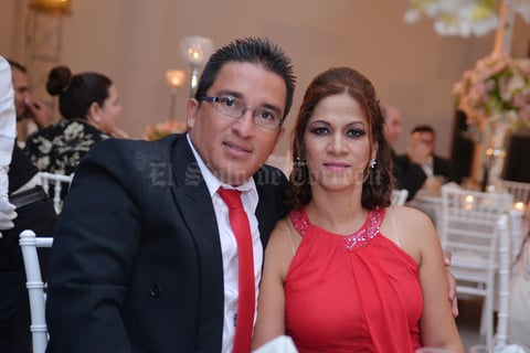 24082016 César y Moni.
