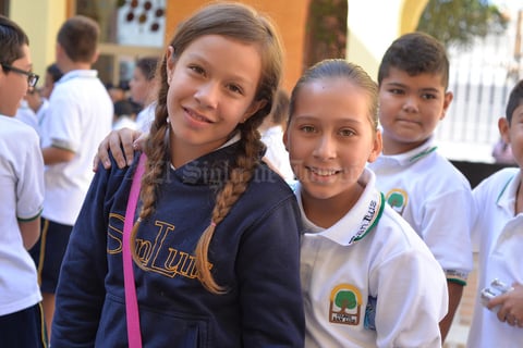 26082016 Manuela y Bárbara.