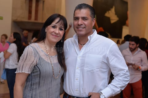 26082016 MUY CONTENTOS.  Claudia y Juan Antonio.