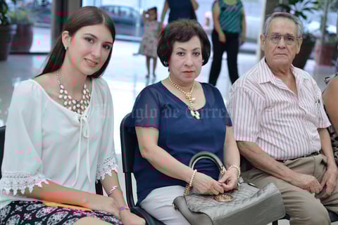 27082016 Sofía, Rosalinda y Sergio.