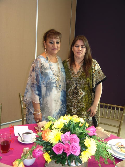 27082016 EN FESTEJO.  Maribel y Maricarmen.