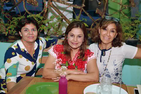 29082016 Angélica y Rayito.