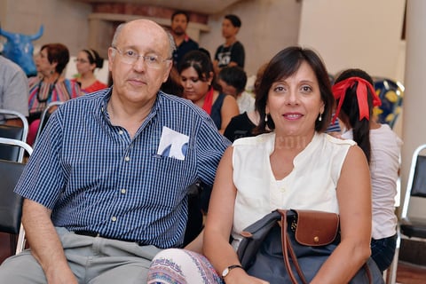 29082016 EN EVENTO CULTURAL.  José Luis y Clara.