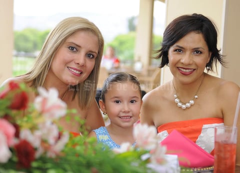30082016 Ana, Bárbara y Lourdes.