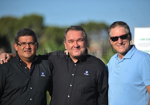 31082016 Salvador, Luis y Jim.