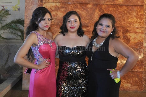 31082016 Claudia, Ana y Lupita.