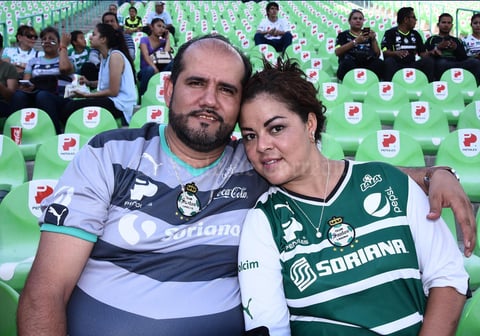 03092016 Mauro Valenzuela y Claudia Quezada.