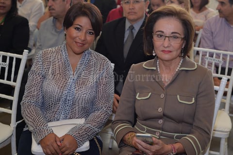 04092016 Lourdes y Lucrecia.