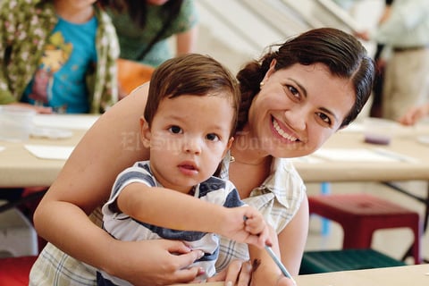 04092016 LINDA POSTAL.  Brenda y Emiliano.