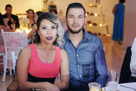 04092016 EN PAREJA.  Lucero y Rodolfo.