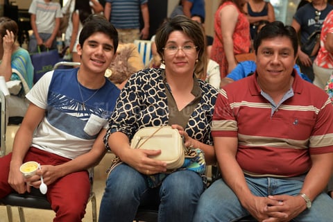 06092016 Eduardo, Catarina y Eduardo.