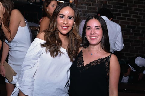 06092016 AMIGAS.  Sofía y Andrea.