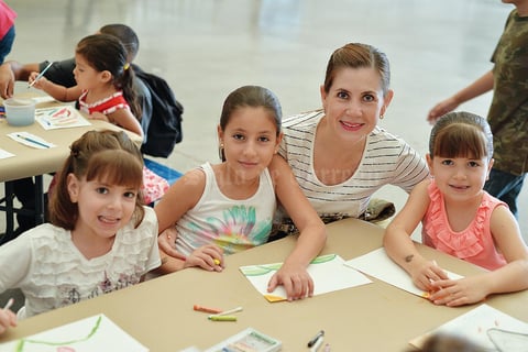 06092016 DIVERTIDA MAÑANA.  Barbie, Jimena, Lilia y Sofía.
