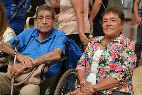 06092016 Carmen y Marisela.