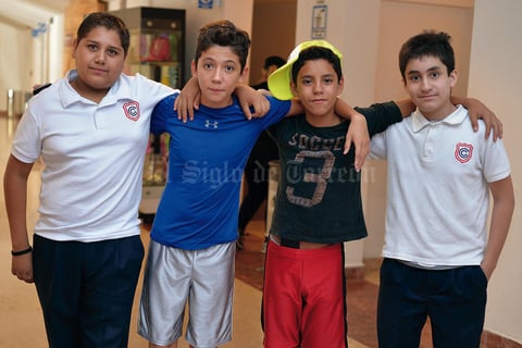 08092016 COMPAÑEROS.  Reynaldo, Isaac, Alan y  Rodrigo.