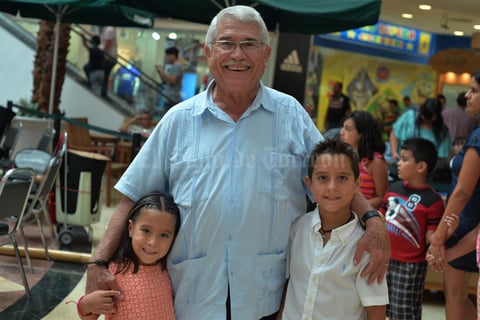 11092016 Ivana, Javier y Pedro.
