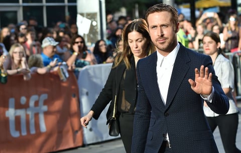 Gosling fue aclamado por los fans a su llegada al festival.