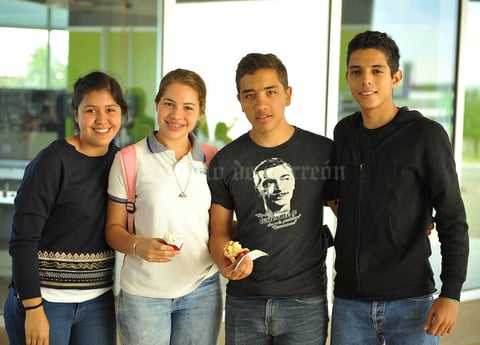 13092016 Menali, Julia, Alejandro y Francisco.