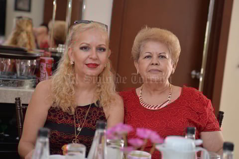 14092016 Elba y Ludivina.