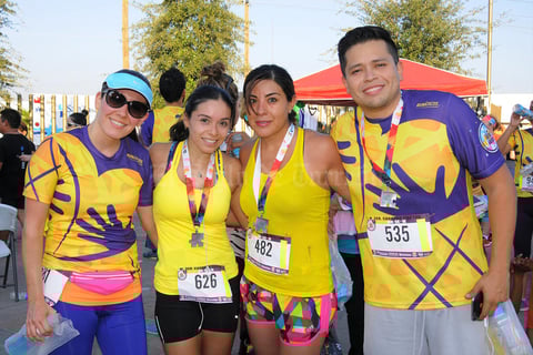 14092016 Alejandra, Paola, Liz y Emilio.