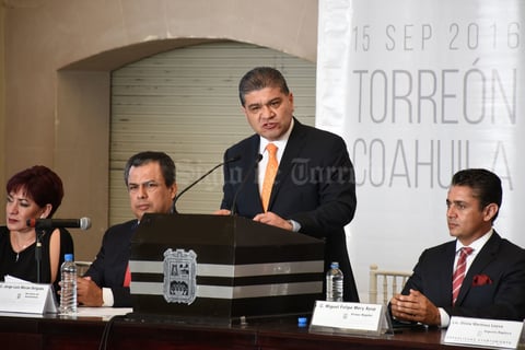 En el contexto de la celebración de las Fiestas Patrias y a unos meses de cumplir su tercer año de gobierno, el alcalde Miguel Riquelme Solís hizo un llamado a la unidad de la sociedad para enfrentar los retos y destacó que es necesaria la reconciliación política para avanzar.